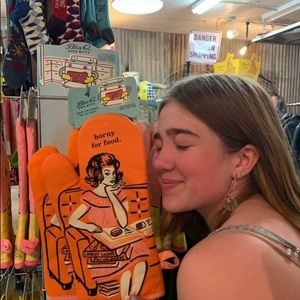 Meet your Posher, Fielden